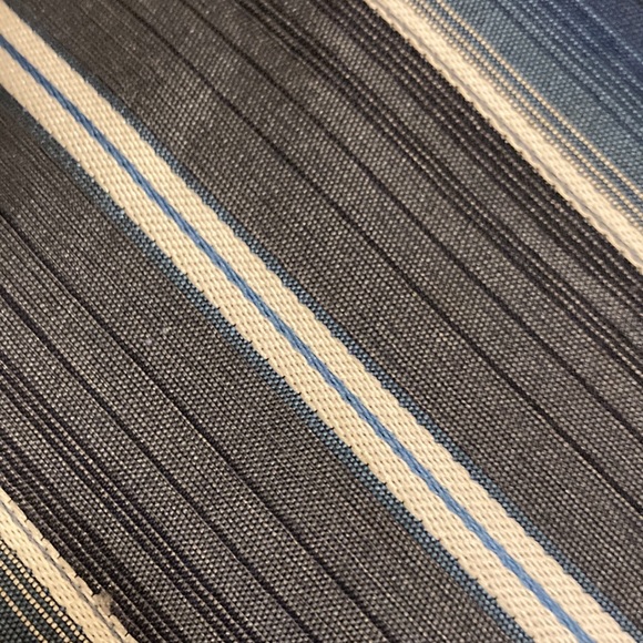 Men’s clip tie Like new 17 and a half inches long - Picture 3 of 8